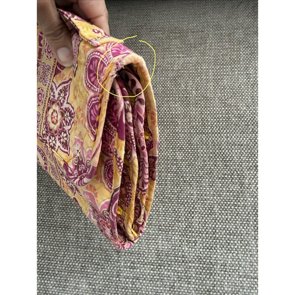 Vera Bradley Jewelry Trifold Hanging Travel Toiletry Organizer Book Bali Gold - Picture 11 of 12